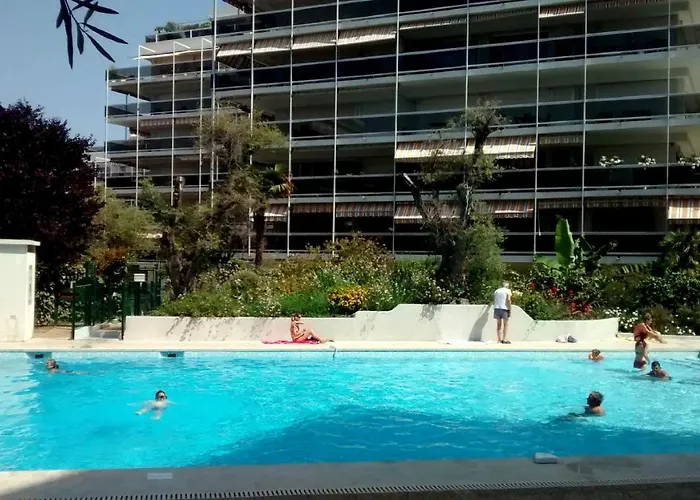 Climatisé à Les Pins Dans Résidence Avec Piscine Appartamento Juan-les-Pins